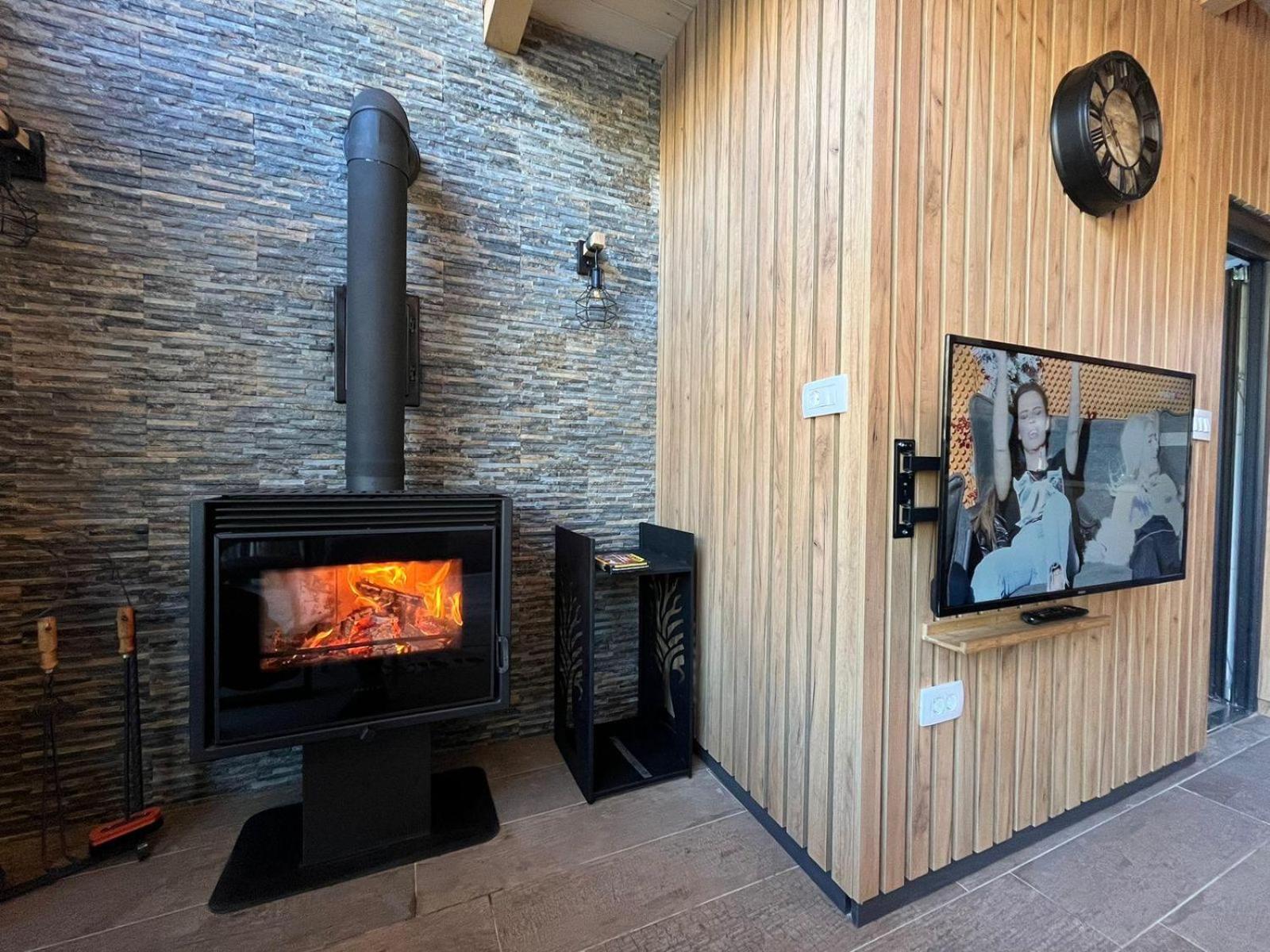 Bujtinat Lisa Apartamento Bogë Exterior foto